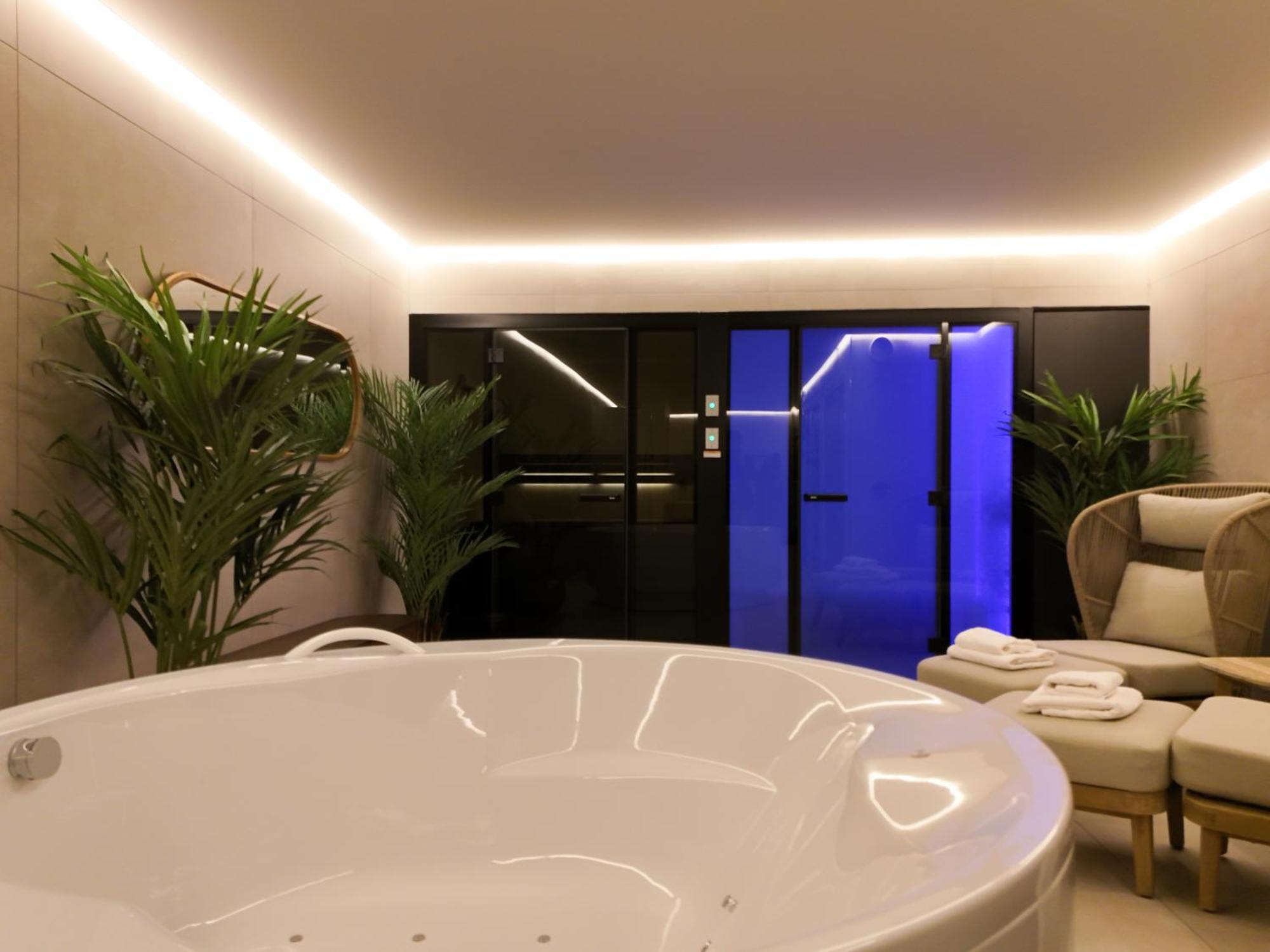 Hike & Bike Hotel Noordwolde  外观 照片